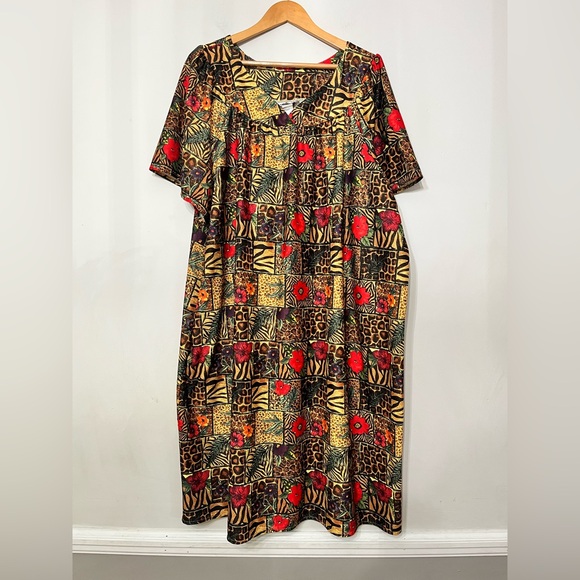 Metropolitan House Dress Kaftan Animal Print Tropical Flowers Muumuu Mob Wife 3X - Picture 1 of 6
